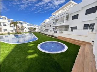 Casa a Avenida de denia. Bungalow en venta en torrevieja  planta alta en nalia resort con