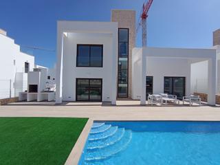 Maison  N/a. Espectacular villa en finestrat llave en mano lista para entrar