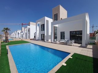 House  Carrer ecuador. Espectacular villa en finestrat llave en mano lista para entrar