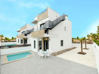 Chalet  N/a. Magnifica villa de nueva construcción en torrevieja