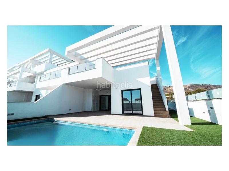 Foto 5368960b-6373-41a5-8098-b336ce48dd6d. Attico con parcheggio in balcón de Finestrat-terra marina Finestrat