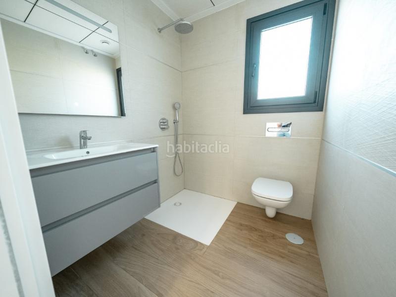 Foto 90f06992-6018-40b0-8071-38c2b9b2f68e. Attico con parcheggio in balcón de Finestrat-terra marina Finestrat