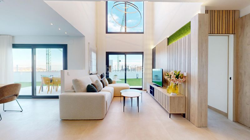 Foto e50dd4e6-6866-4e9d-b643-2d448227147e. Casa 330m<sup>2</sup> amb aparcament piscina a balcón de Finestrat-terra marina Finestrat