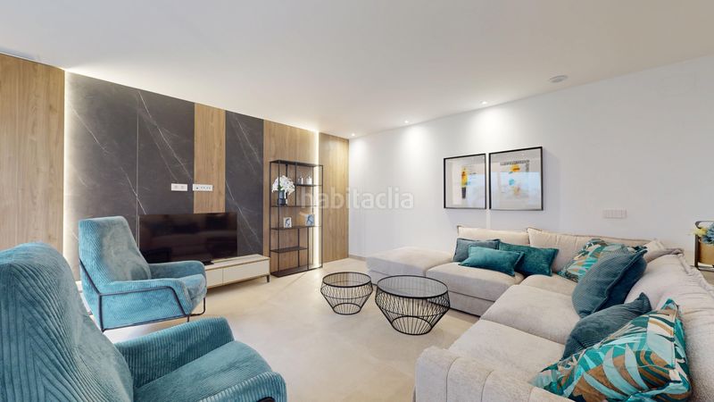 Foto 8e125d6d-258c-4f0c-b48f-06c2224e3b20. Casa 330m<sup>2</sup> amb aparcament piscina a balcón de Finestrat-terra marina Finestrat