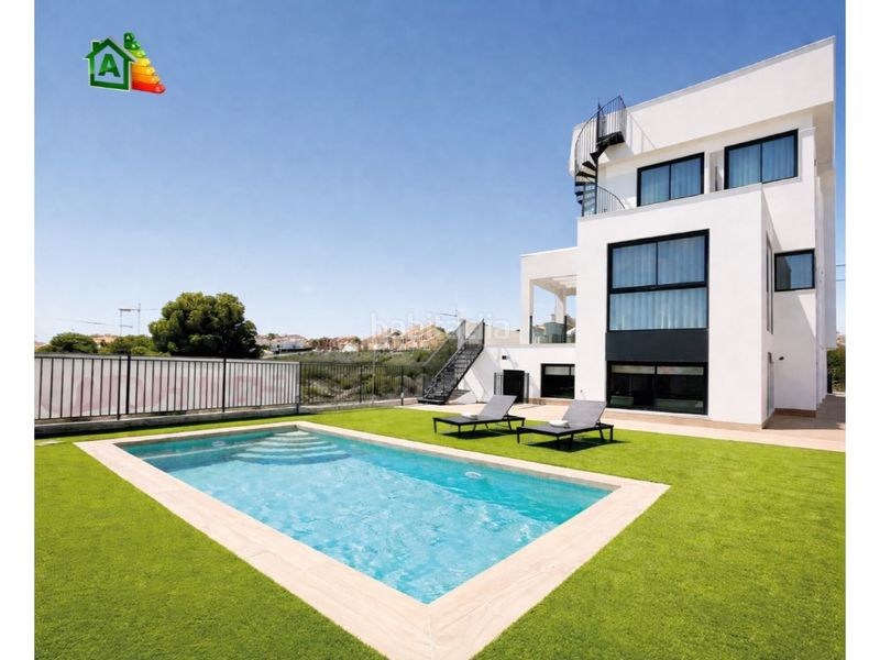 Foto e21f9632-1b33-417d-a926-40f24cb5b9a3. Casa amb piscina a Algorfa