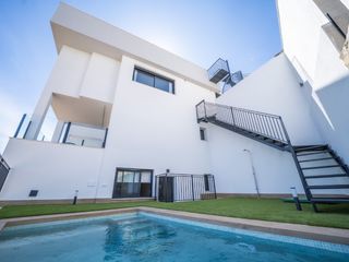 Casa  Calle alicante. Villa contemporánea en la finca golf, algorfa  compra directa de