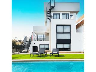 Casa  N/a. Majestuosa villa en la exclusiva urbanización la finca golf en a