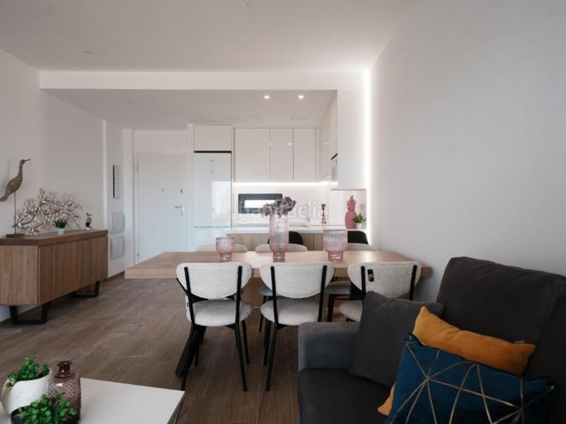 Foto c9355fcc-b0a0-47ca-bcb3-15474ed416ad. House with parking pool in balcón de Finestrat-terra marina Finestrat