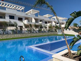 Maison  N/a. Bungalow planta ático en finestrat, benidorm