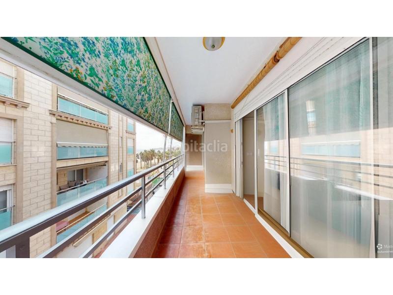 Foto b4ff4679-3390-443d-8492-356c4df22137. Piso  centrico reformado primera linea la mata en Torrevieja