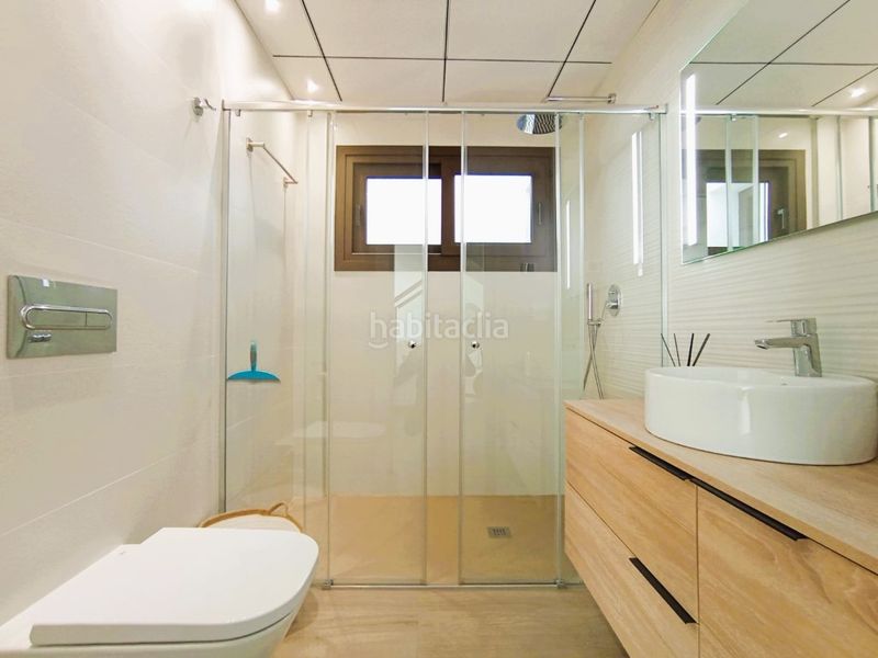 Foto 0ae86a4d-ca14-4ed6-abd7-5e9384cc0411. Casa amb piscina a balcón de Finestrat-terra marina Finestrat