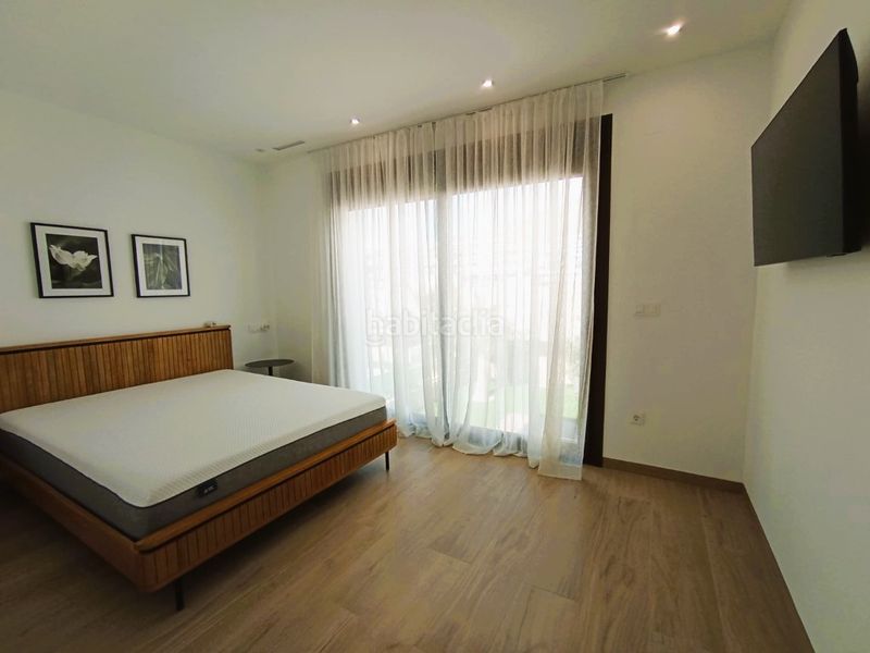 Foto 0af8c152-f854-4f4b-a3ab-48e10f43e726. Casa amb piscina a balcón de Finestrat-terra marina Finestrat