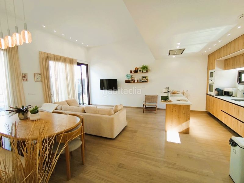 Foto cc034728-42d1-40ca-b3e1-67bd21aa9577. Casa amb piscina a balcón de Finestrat-terra marina Finestrat
