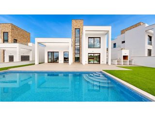 Maison  Carrer de mèxic. Impresionante villa de lujo llave en mano con piscina privada, v