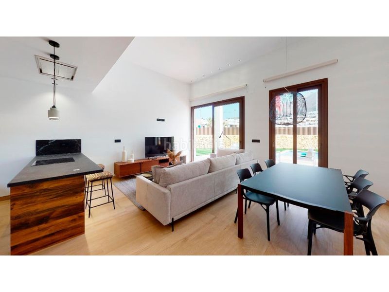 Foto df922905-5278-4363-85c5-ef99f5172a13. Casa amb piscina a balcón de Finestrat-terra marina Finestrat