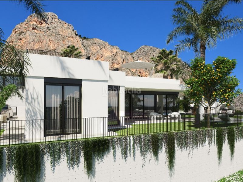 Foto e1ea691f-160f-47d8-a72a-103a7e2d7ab2. Casa amb piscina a Casco urbano Polop