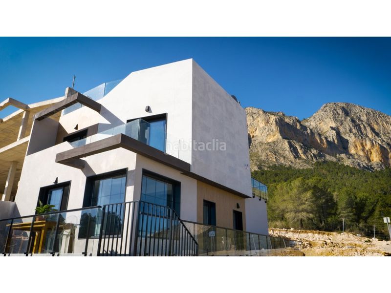 Foto e9787de8-664f-4f4d-90f9-f9273810600a. Casa aparellada a balcón de ponoig - Polop paradis - Polop hills Polop