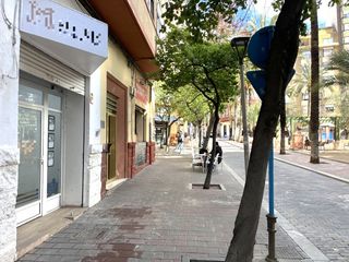 Local Comercial a Calle taquigrafo marti 1. Local a pie de calle en ubicación inmejorable