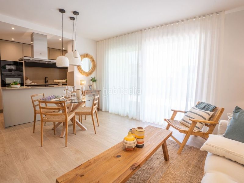 Foto 4ba1f888-b3f4-4bb6-8e9d-efa6eeb1390b. Apartament amb piscina a Algorfa