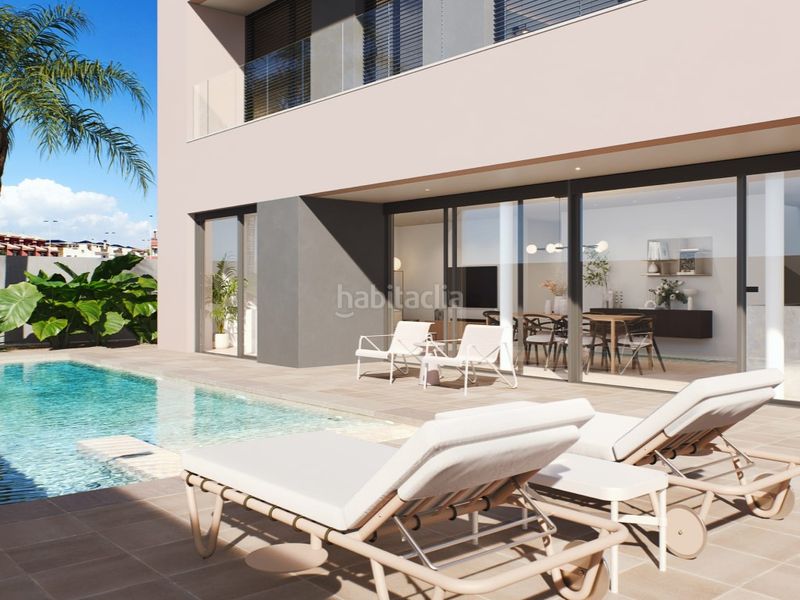 Foto b0d949be-a75e-4e7d-aa80-f9d731360c72. Casa a La Zenia Orihuela