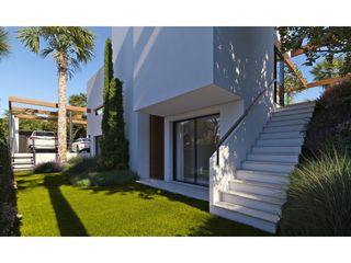 House in Campoamor. Villa 4 habitaciones venta orihuela