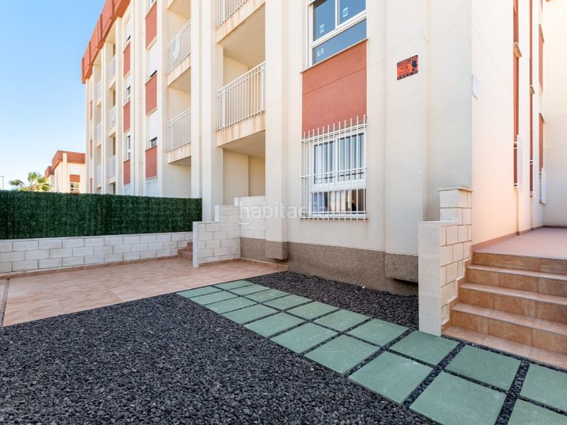 Foto 2ffeb902-30f4-482e-a4d2-29f26dfd4283. Apartament amb piscina a Lomas de Cabo Roig - Los Dolses Orihuela