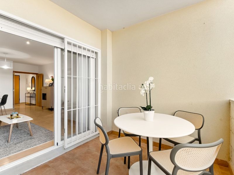 Foto d73213a8-d328-4ff0-b7cb-3033185a7ea0. Apartament amb piscina a Lomas de Cabo Roig - Los Dolses Orihuela