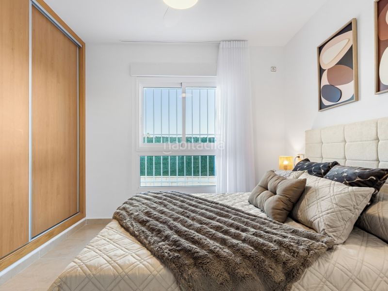 Foto dc888a1e-7714-4aef-8775-20f4c1ddb394. Apartament amb piscina a Lomas de Cabo Roig - Los Dolses Orihuela