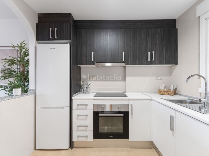 Foto f31cf434-2e8b-44e8-9944-de0d6aa93e72. Apartament amb piscina a Lomas de Cabo Roig - Los Dolses Orihuela