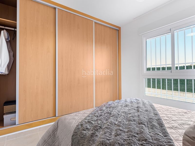 Foto fe1ba95b-24b1-4e53-ba62-9ed805119c62. Apartament amb piscina a Lomas de Cabo Roig - Los Dolses Orihuela