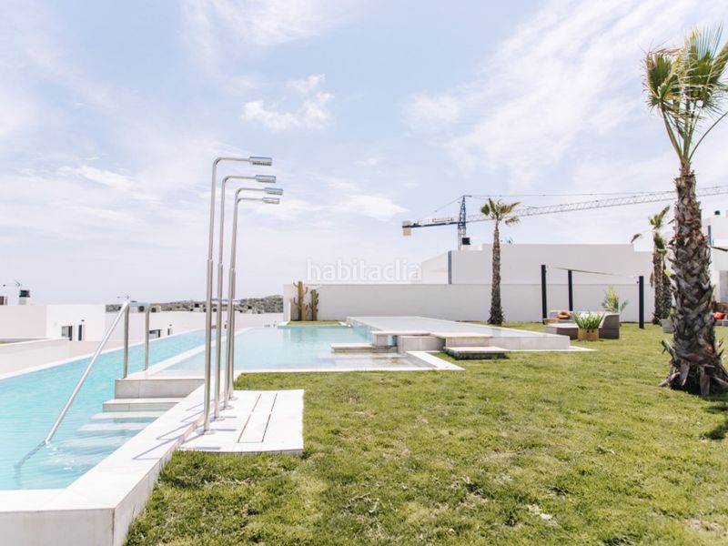 Foto c5df2538-65f8-4efa-8691-c468564615e6. Apartament amb piscina a Rojales