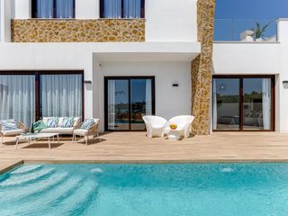 House in Golf Bahía. Vivienda aislada 2 habitaciones venta finestrat