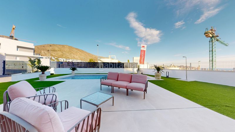 Foto ba198f33-b6f4-4d63-aa40-42dceeeefda8. Casa 330m<sup>2</sup> amb aparcament piscina a balcón de Finestrat-terra marina Finestrat