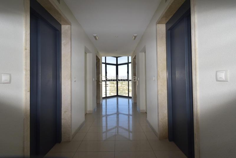 Foto 527c61f9-4803-4ac8-8bce-c1011da95f64. Piccolo appartamento con riscaldamento parcheggio piscina in Benidorm