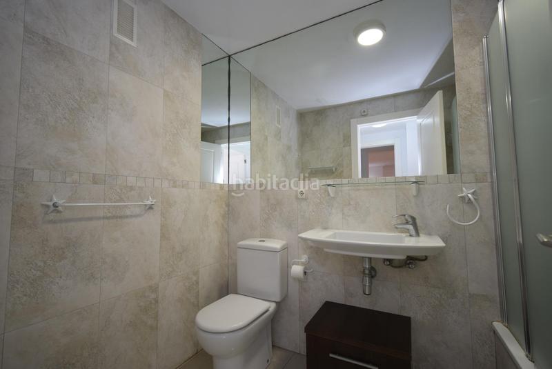 Foto 55dbdf9a-8340-4fc4-b05c-8371f2795f53. Piccolo appartamento con riscaldamento parcheggio piscina in Benidorm