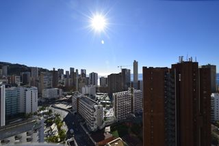 Apartament a Rincón Bajo. Apartamento en la playa de levante de benidorm. inversión garant