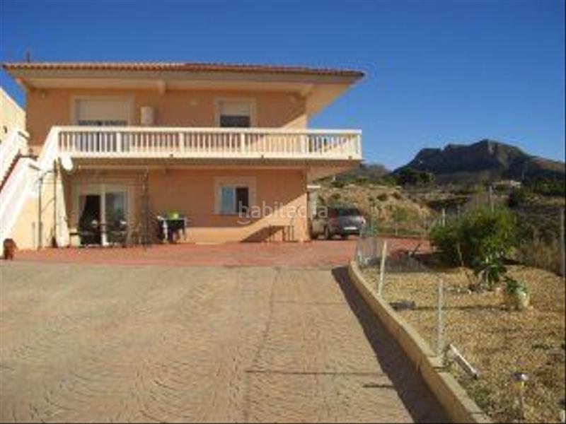 Foto 21cb6c78-162d-4b4a-9a9d-c1e0927e04b8. Xalet a Busot