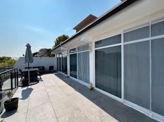 Pis  Avinguda central. Apartamento cerca playa