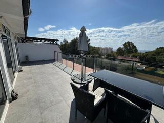 Pis  Avinguda central. Apartamento cerca playa