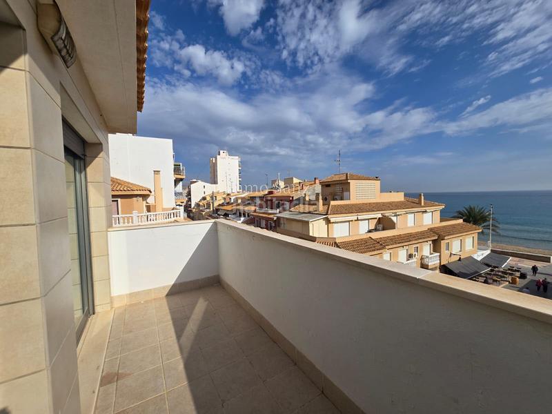 Foto b8ca9846-5323-4e71-9237-1699b3b44a0f. Attique avec piscine dans Campello Playa Campello (el)