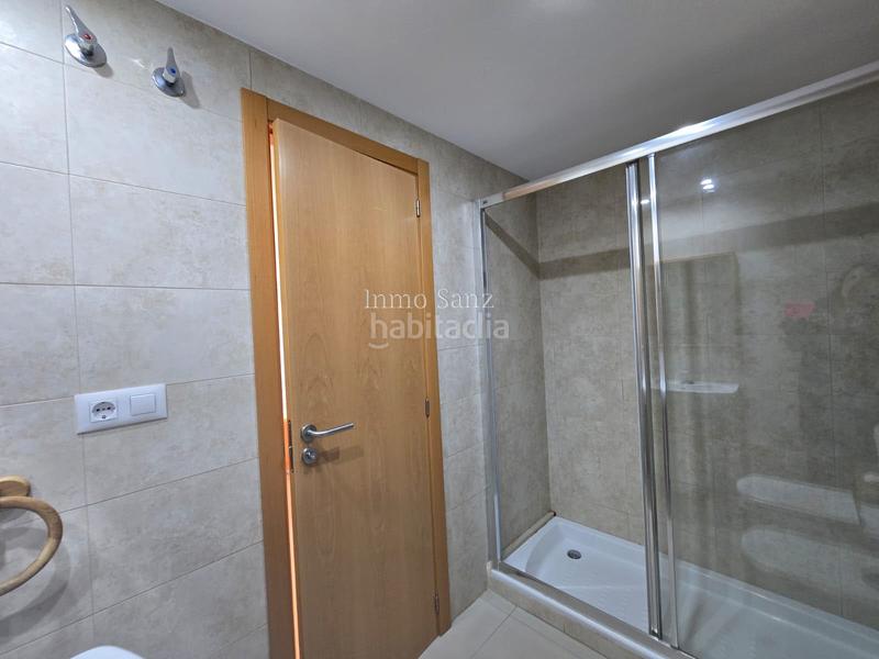 Foto 0d5838a9-8d3c-40d6-91be-5acec73494ce. Pis amb piscina a Campello Playa Campello (el)