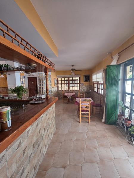 Foto 1f92ddb8-fc6f-4214-9cd1-44480677a7b7. Local comercial a Pueblo Español-Coveta Fumá Campello (el)