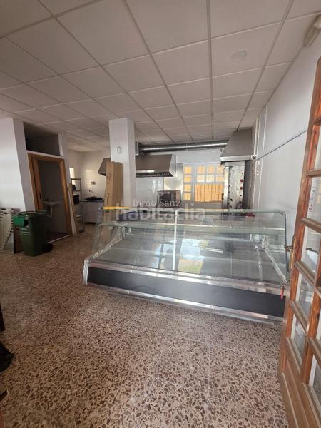 Foto e2abf5a2-6d54-4d53-8e70-8a5f0e57eea2. Local comercial a Pueblo Español-Coveta Fumá Campello (el)