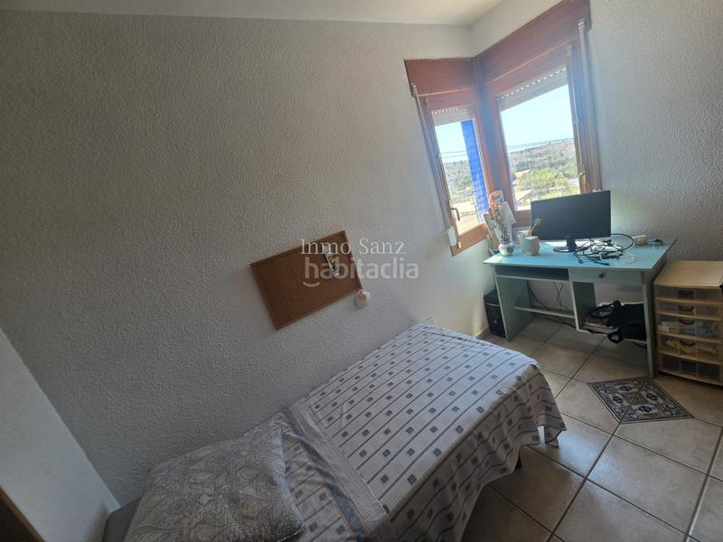 Foto e8c450ff-b92a-4c62-ab45-db9484a2ec9a. Casa pareada pareado en aigues en Aigües