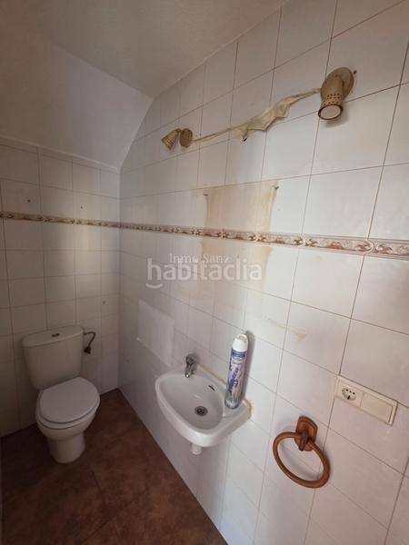 Foto afa4c518-c8a7-42c0-b9f5-81bac95cd8ef. Chalet  en aigues en Aigües