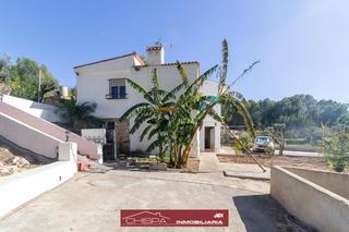 Chalet in La Loma-Las Lomas. Chalet con magníficas vistas