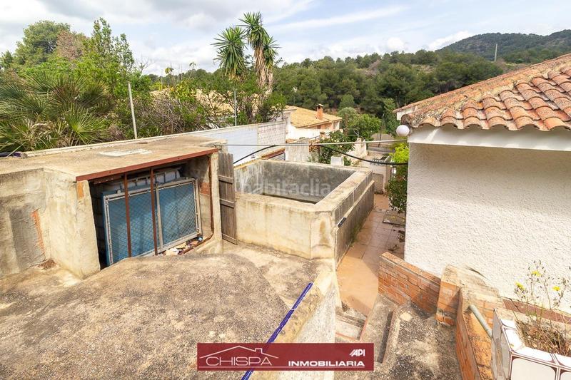 Foto b94b666b-ca2c-4d53-8b68-6a19f20533dc. Chalet avec chauffage parking piscine dans Serra