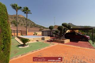 Xalet en Albalat dels Tarongers. Chalet en una sola planta con inmejorables vistas de montaa