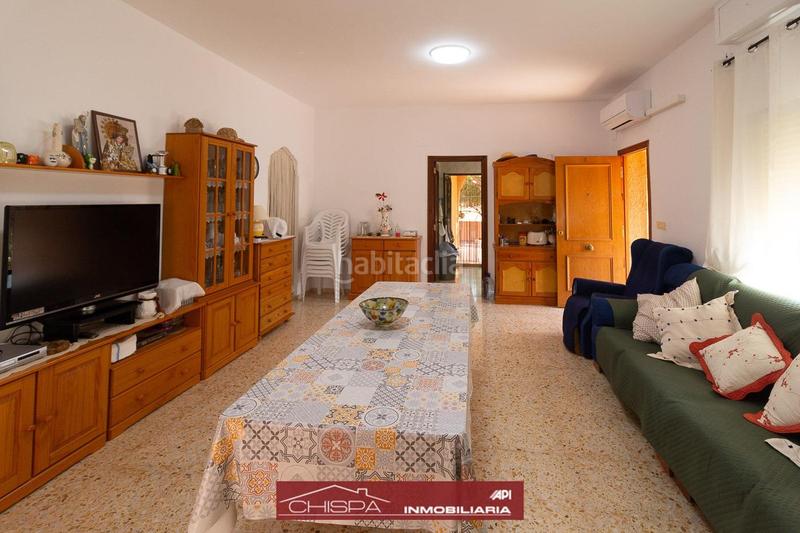 Foto 7e79df2a-818c-4466-bfb2-f64697da9f6f. Chalet con parcheggio piscina in Albalat dels Tarongers