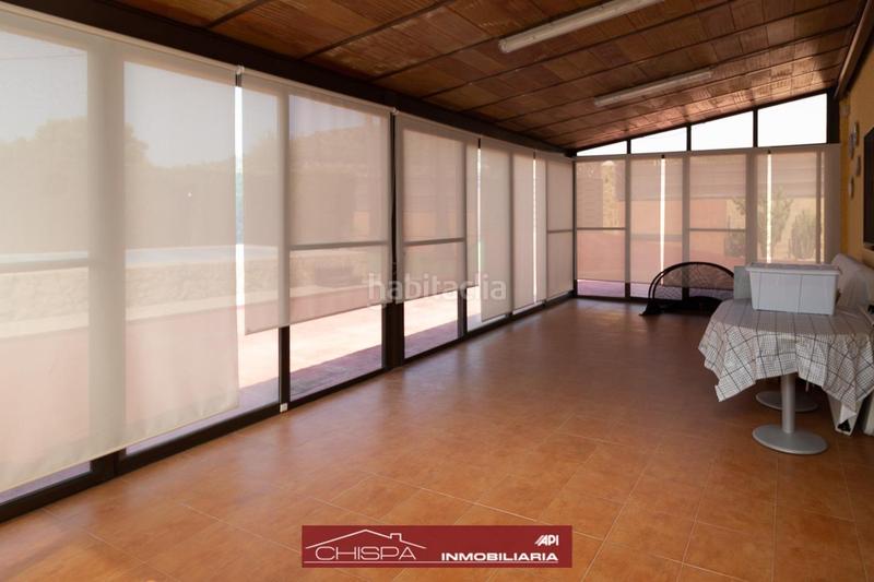 Foto a1ed5bf8-6cf3-43f2-ac1a-a28b664e3e40. Chalet con parcheggio piscina in Albalat dels Tarongers